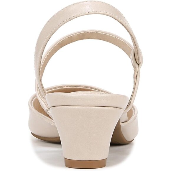 LifeStride Womens Almond Patent Polyurethane Pointed Closed Toe Minimalist Pump - Picture 3 of 9